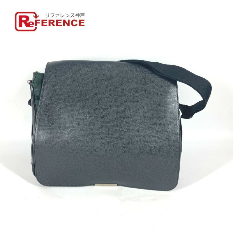 LOUIS VUITTON ルイヴィトン M30142 タイガ ヴィクトール 斜めかけ